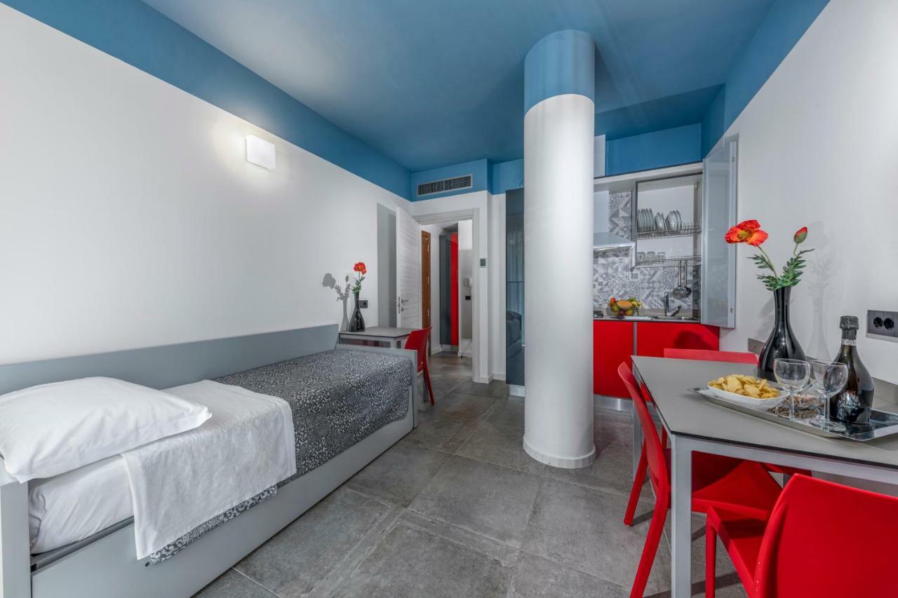 Residence Filmare Riccione Bagian luar foto