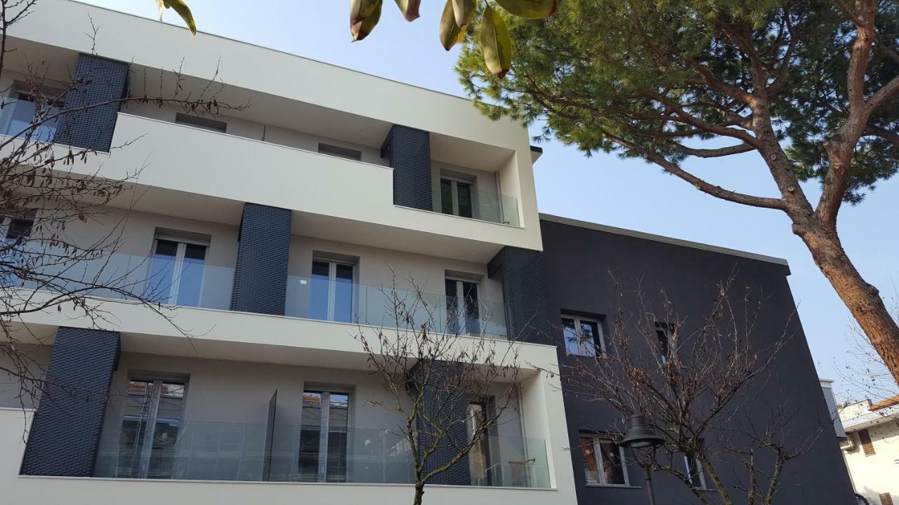 Residence Filmare Riccione Bagian luar foto