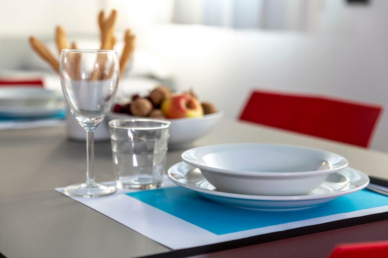 Residence Filmare Riccione Bagian luar foto