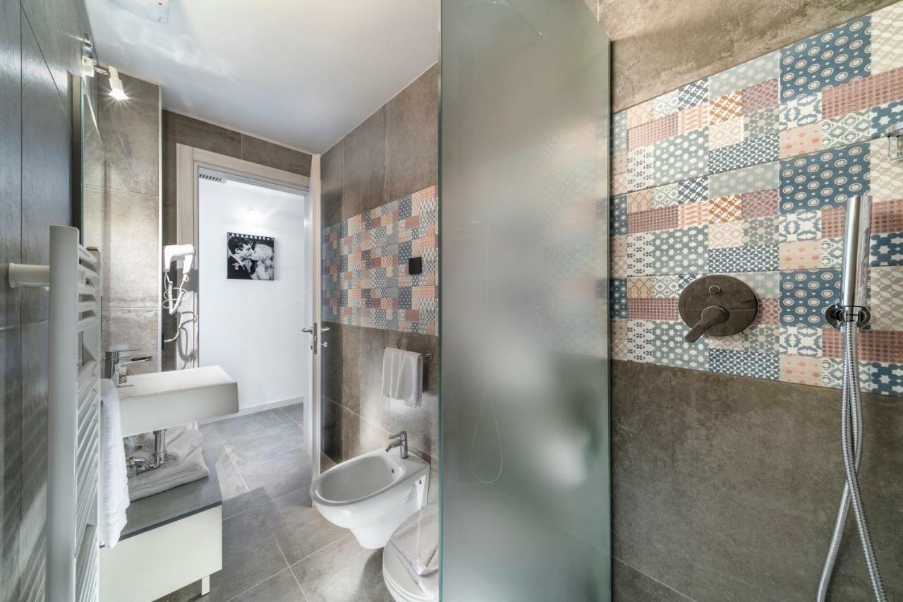 Residence Filmare Riccione Bagian luar foto